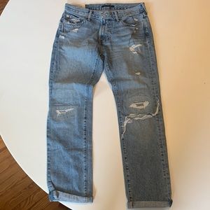 Men’s Abercrombie & Fitch distressed jeans